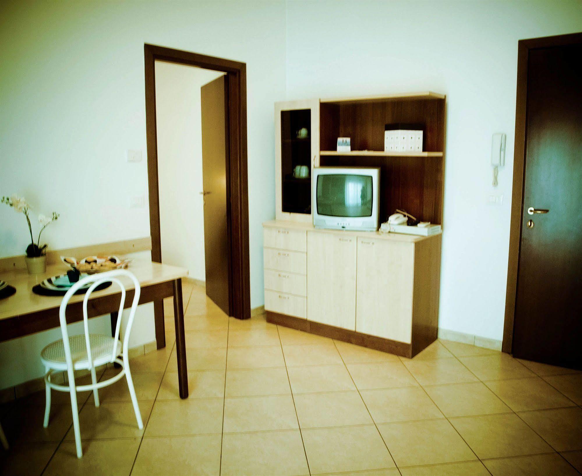 Residence Mediterraneo Rimini Exterior photo