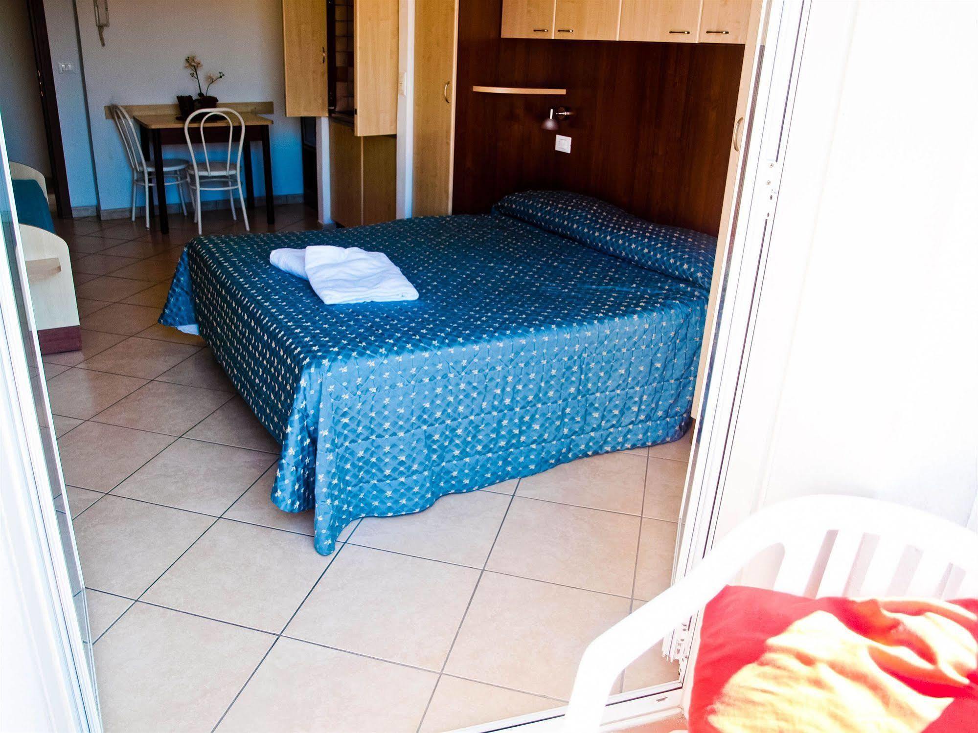 Residence Mediterraneo Rimini Exterior photo