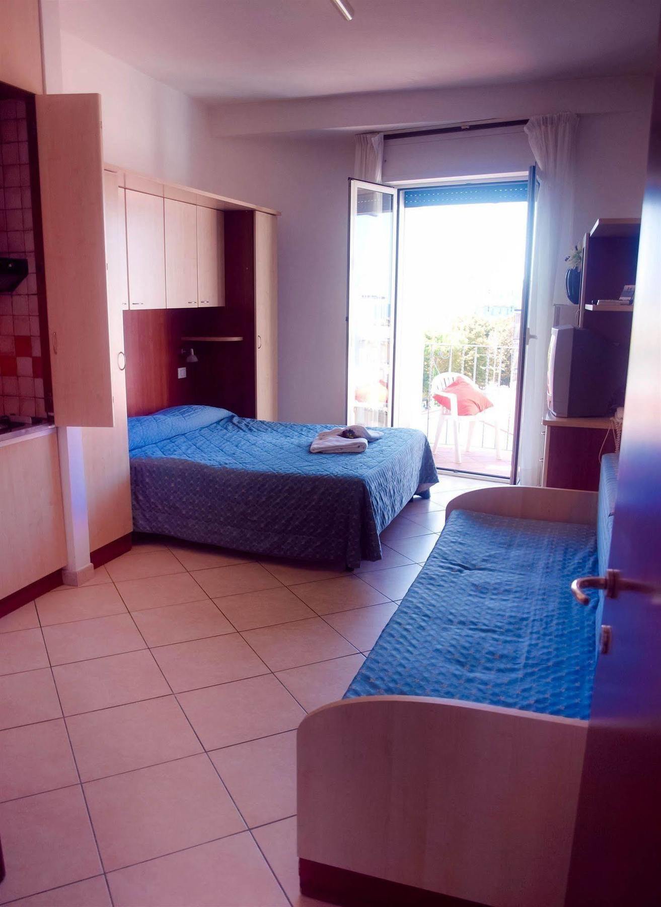 Residence Mediterraneo Rimini Exterior photo
